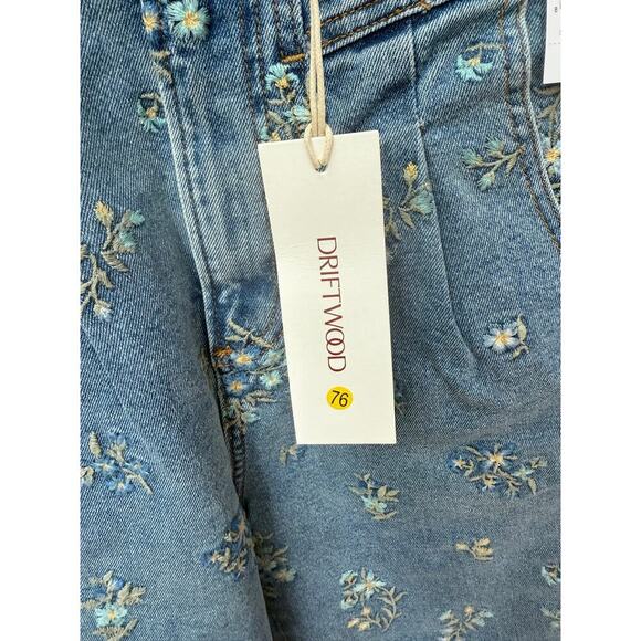 Driftwood Women's Light Wash Floral Pleated Wide Leg Jeans Size 24 - Picture 7 of 8